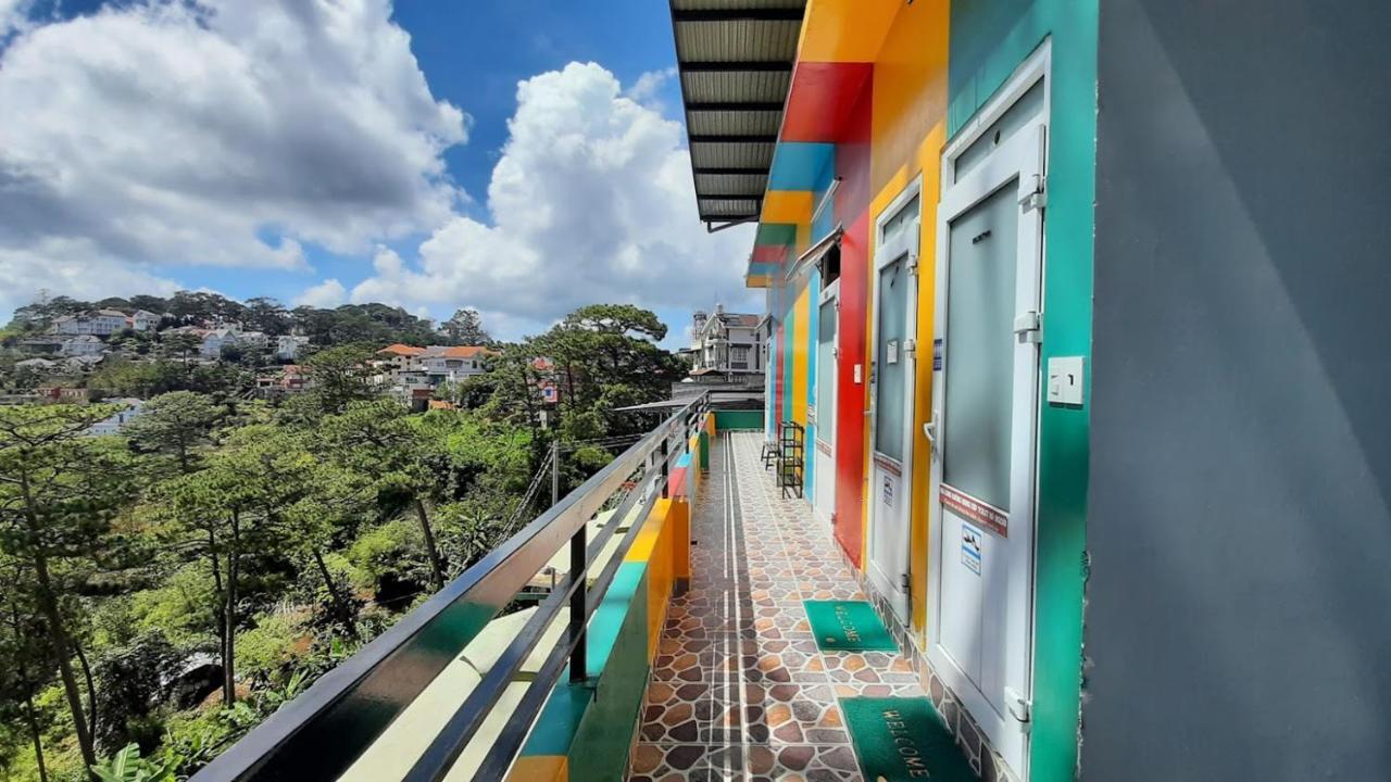 Icolor Dalat Hostel Værelse billede
